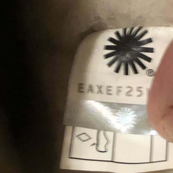 Ugg Aviva Stout Crocodile Embossed Leather Boots Size 5 - Picture 9 of 10